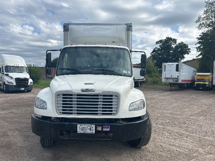 2020 Freightliner eM2 in Springfield, MA — photo 2