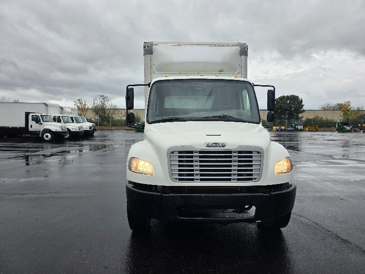 2020 Freightliner eM2 in Indianapolis, IN — photo 2