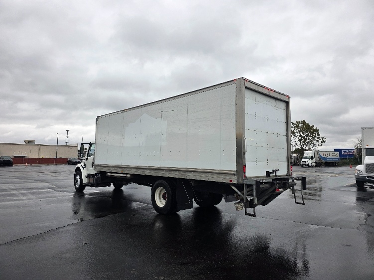 2020 Freightliner eM2 in Indianapolis, IN — photo 6