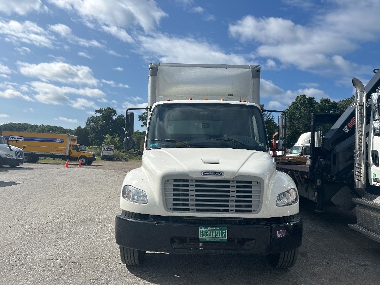 2020 Freightliner eM2 in Springfield, MA — photo 2