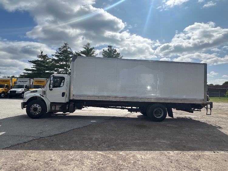 2020 Freightliner eM2 in Springfield, MA — photo 4