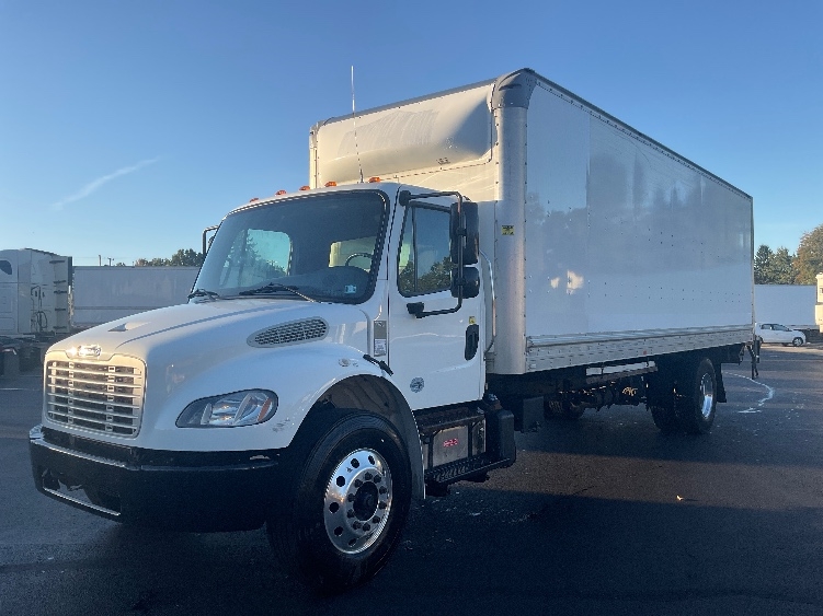 2020 Freightliner eM2 in Akron, OH — photo 3