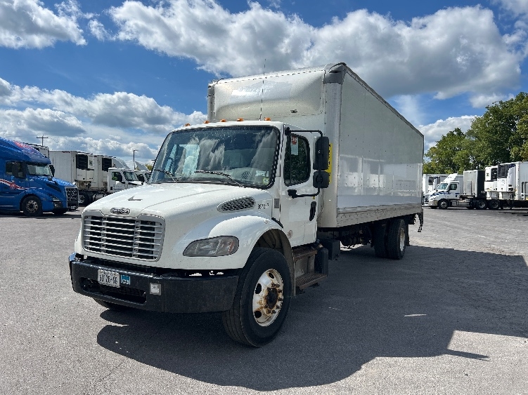 2020 Freightliner eM2 in Fredonia, NY — photo 3