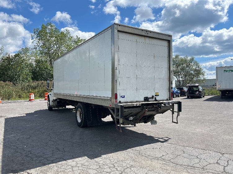 2020 Freightliner eM2 in Fredonia, NY — photo 6