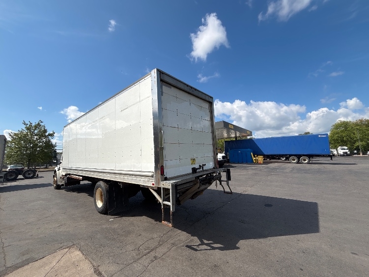 2020 Freightliner eM2 in Fredonia, NY — photo 6