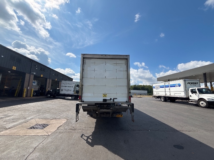 2020 Freightliner eM2 in Fredonia, NY — photo 7