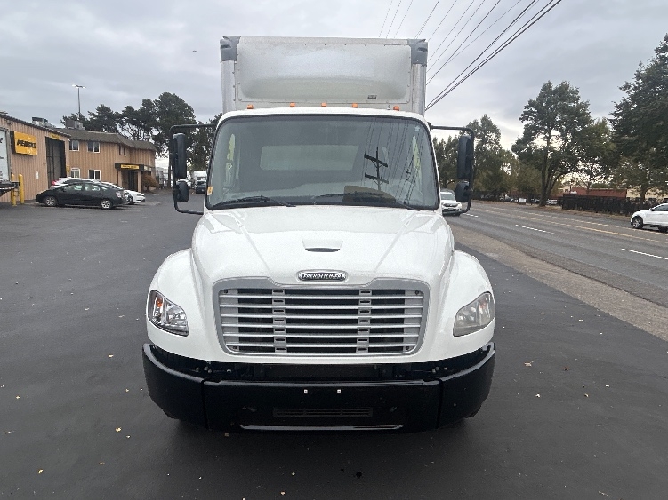 2020 Freightliner eM2 in Portland, OR — photo 2