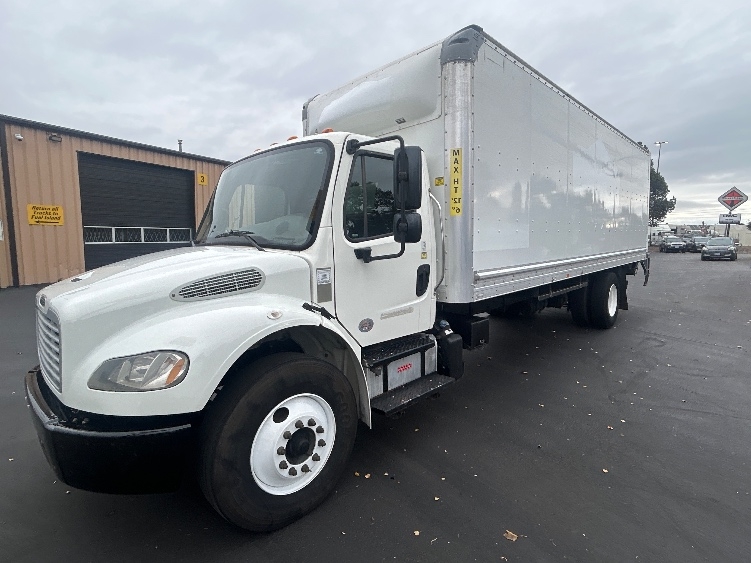 2020 Freightliner eM2 in Portland, OR — photo 3