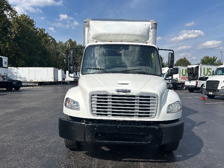 2020 Freightliner eM2 in Louisville, KY — photo 2
