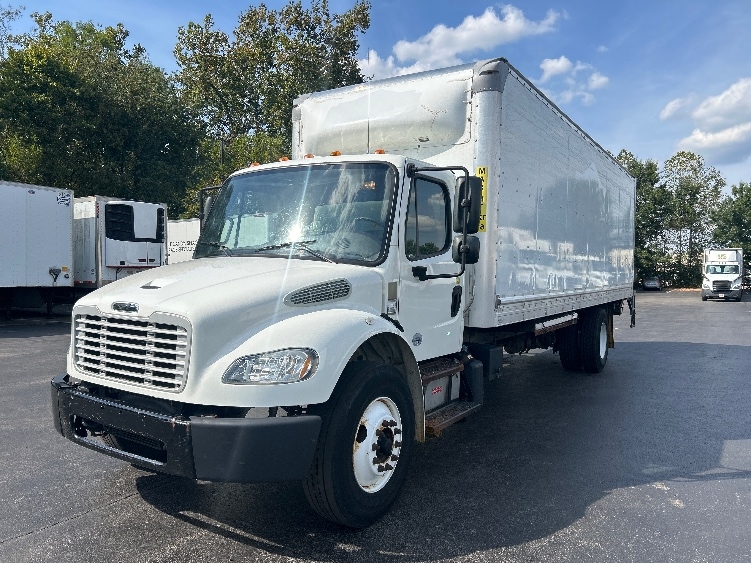 2020 Freightliner eM2 in Louisville, KY — photo 3