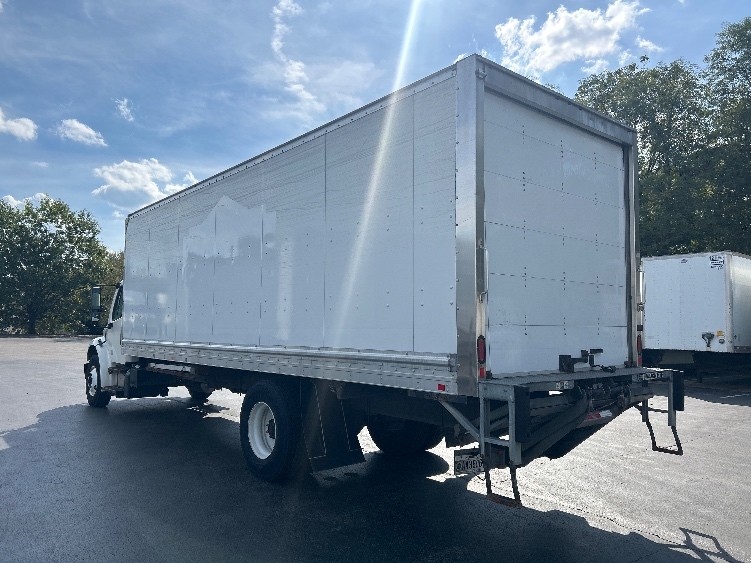 2020 Freightliner eM2 in Louisville, KY — photo 6