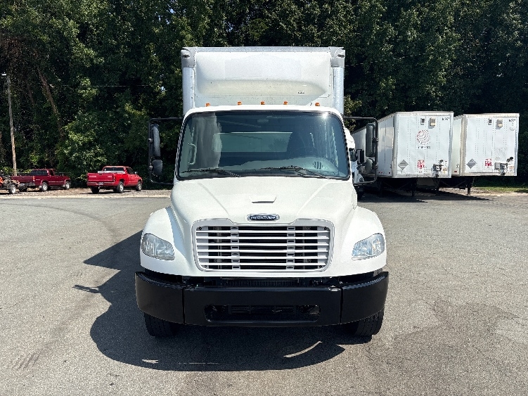2020 Freightliner eM2 in Greensboro, NC — photo 2