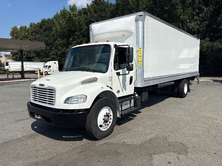 2020 Freightliner eM2 in Greensboro, NC — photo 3