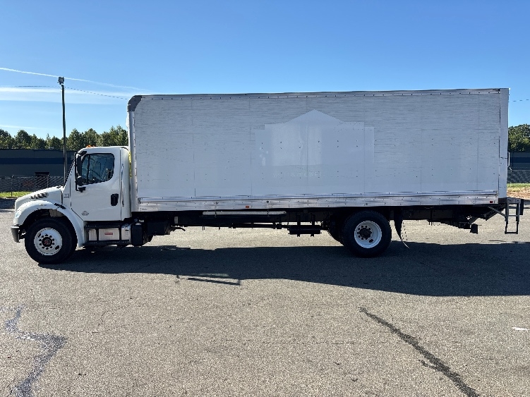 2020 Freightliner eM2 in Greensboro, NC — photo 4