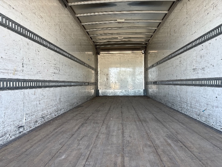 2020 Freightliner eM2 in Greensboro, NC — photo 8