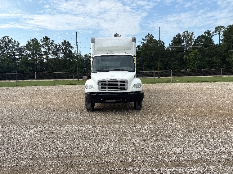 2020 Freightliner eM2 in Hammond, LA — photo 2