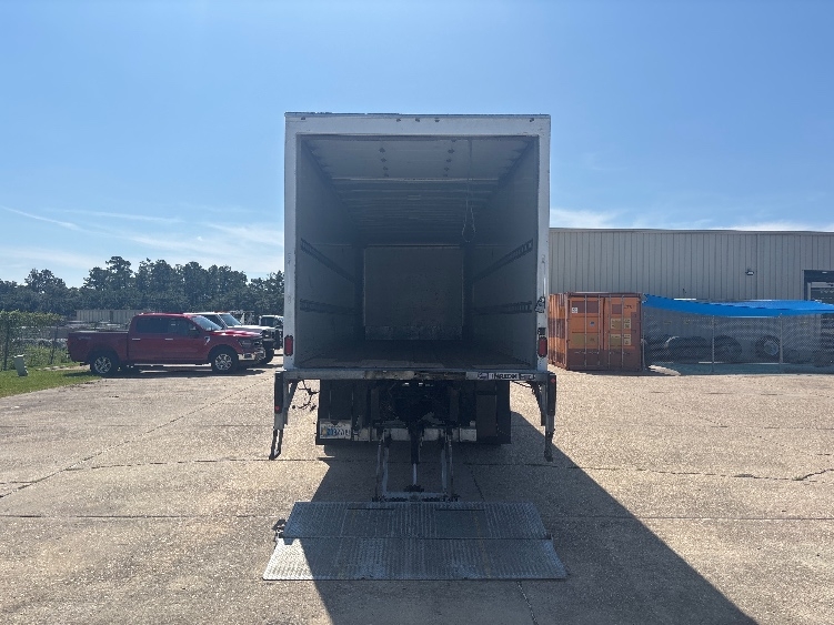 2020 Freightliner eM2 in Hammond, LA — photo 8