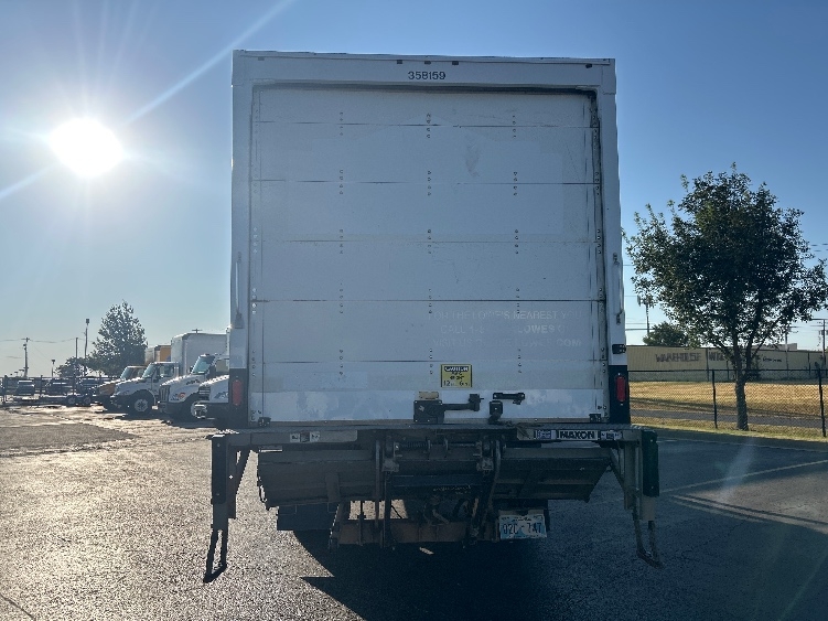 2020 Freightliner eM2 in Dallas, TX — photo 7