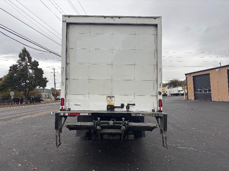 2020 Freightliner eM2 in Portland, OR — photo 7