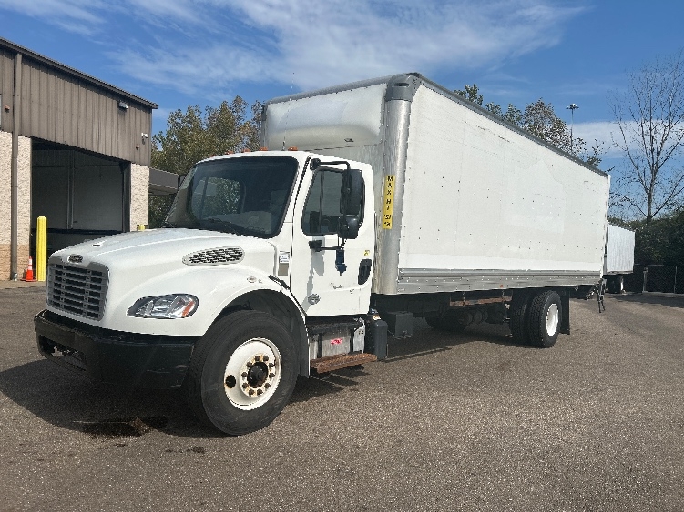 2020 Freightliner eM2 in Akron, OH — photo 3