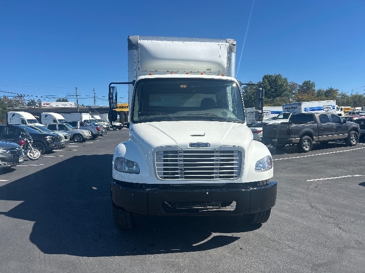 2020 Freightliner eM2 in Louisville, KY — photo 2
