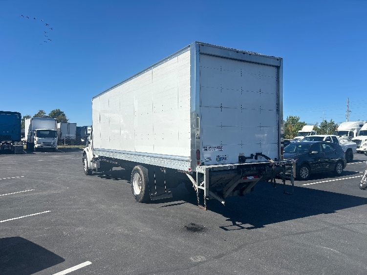 2020 Freightliner eM2 in Louisville, KY — photo 6
