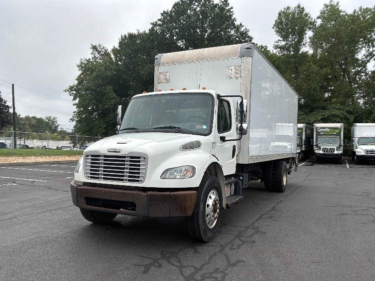 2020 Freightliner eM2 in Bensalem, PA — photo 3