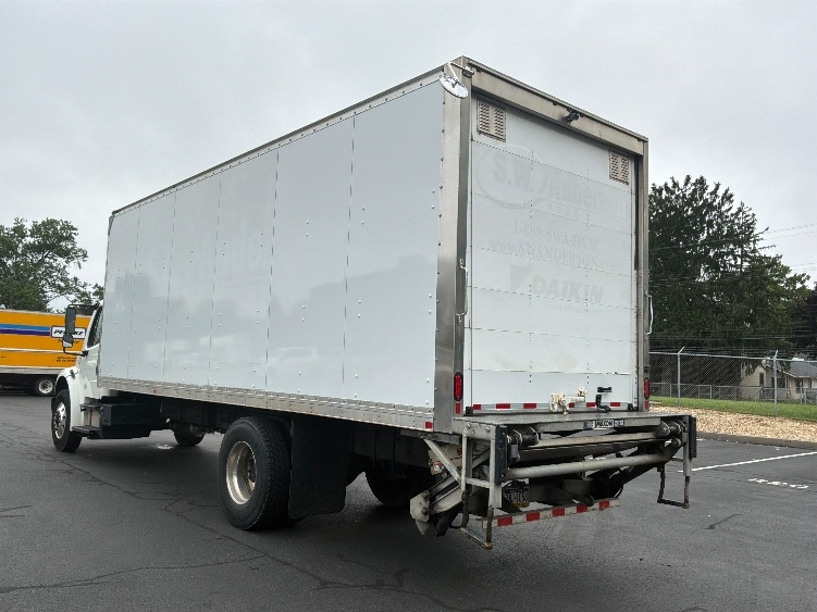 2020 Freightliner eM2 in Bensalem, PA — photo 6