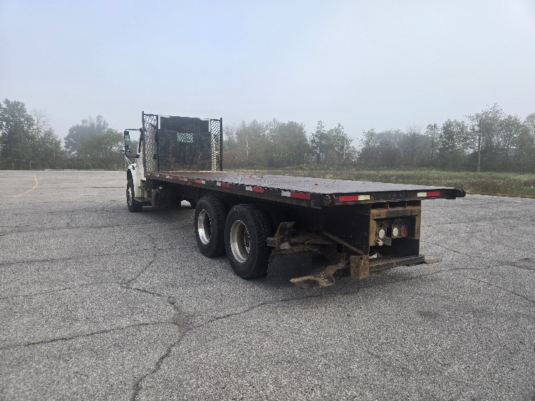 2020 Freightliner eM2 in Clearfield, PA — photo 6