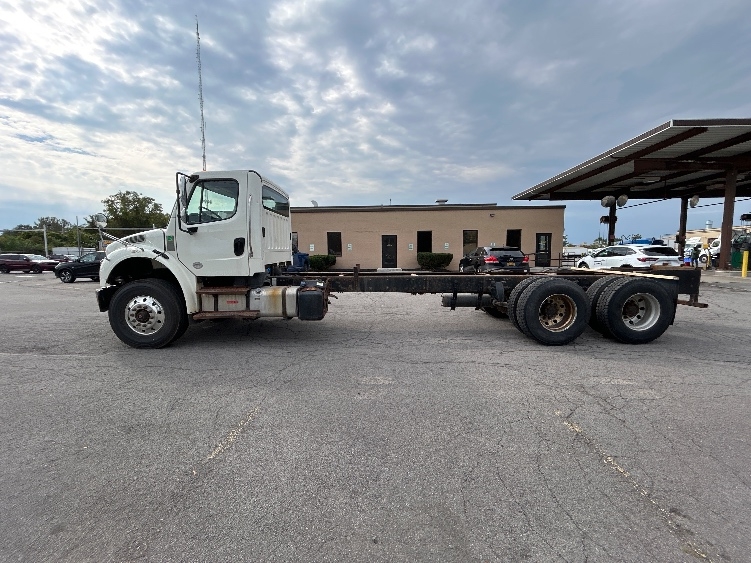 2020 Freightliner eM2 in Binghamton, NY — photo 4