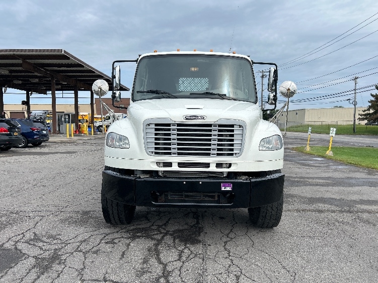 2020 Freightliner eM2 in Rochester, NY — photo 2