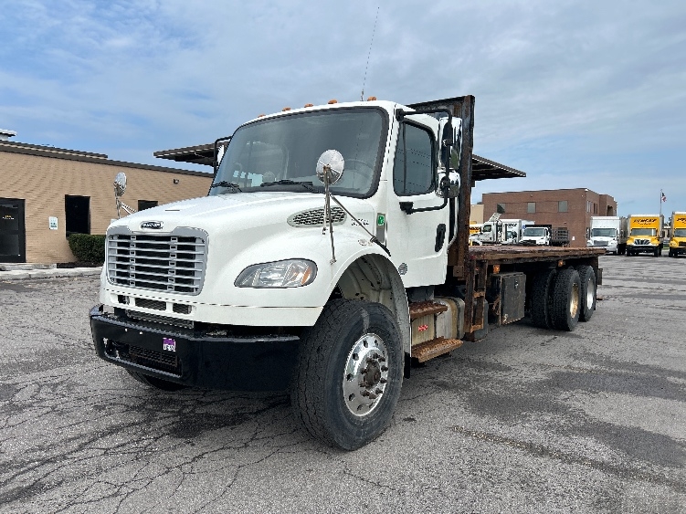 2020 Freightliner eM2 in Rochester, NY — photo 3