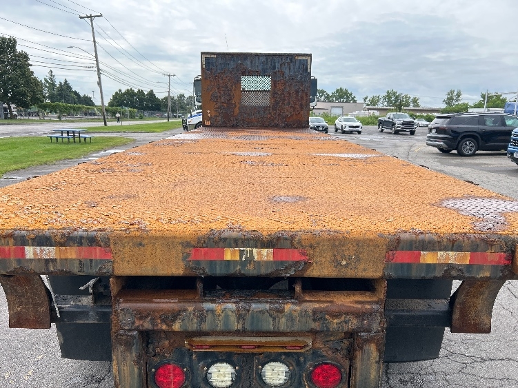 2020 Freightliner eM2 in Rochester, NY — photo 8