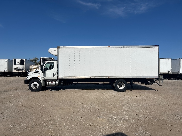 2020 International MV in Melrose Park, IL — photo 4