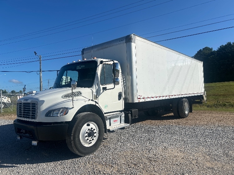 2021 Freightliner eM2 in Hattiesburg, MS — photo 3