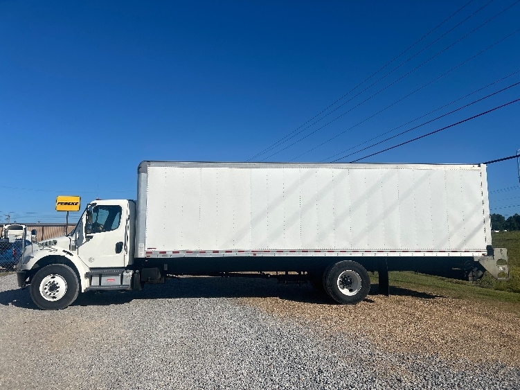 2021 Freightliner eM2 in Hattiesburg, MS — photo 4