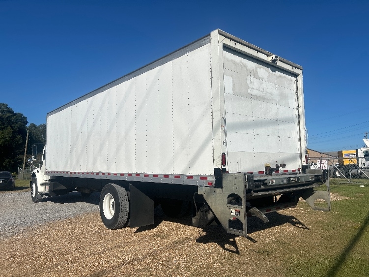 2021 Freightliner eM2 in Hattiesburg, MS — photo 6