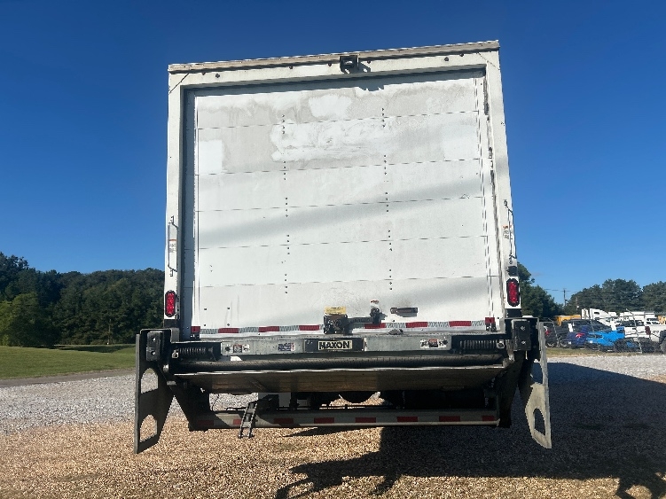 2021 Freightliner eM2 in Hattiesburg, MS — photo 7