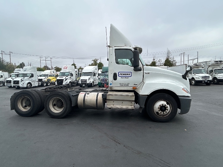 2020 International LT in Kent, WA — photo 8