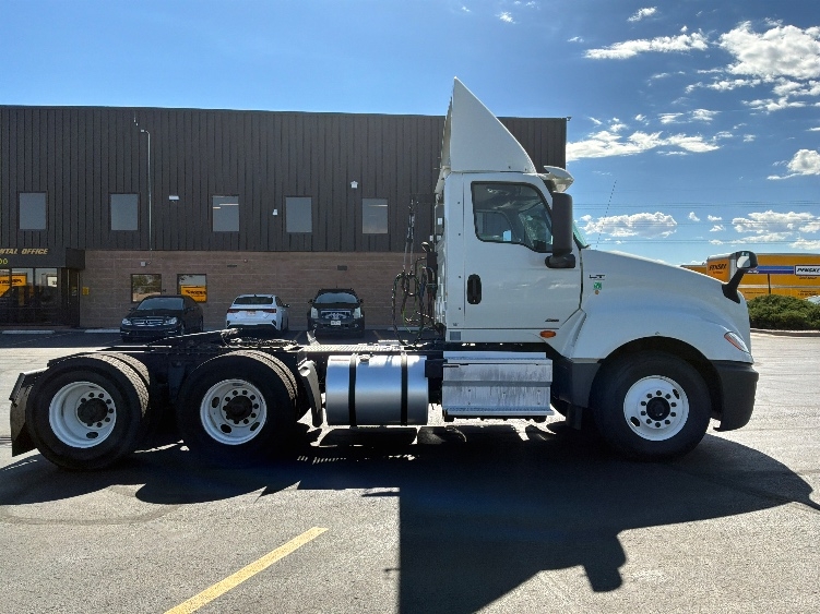 2020 International LT in Aurora, CO — photo 8