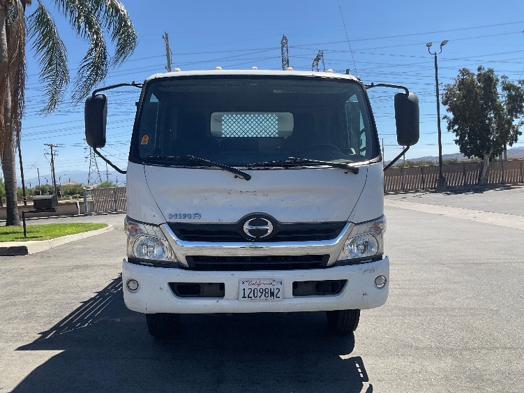 2020 Hino 195 in Torrance, CA — photo 2