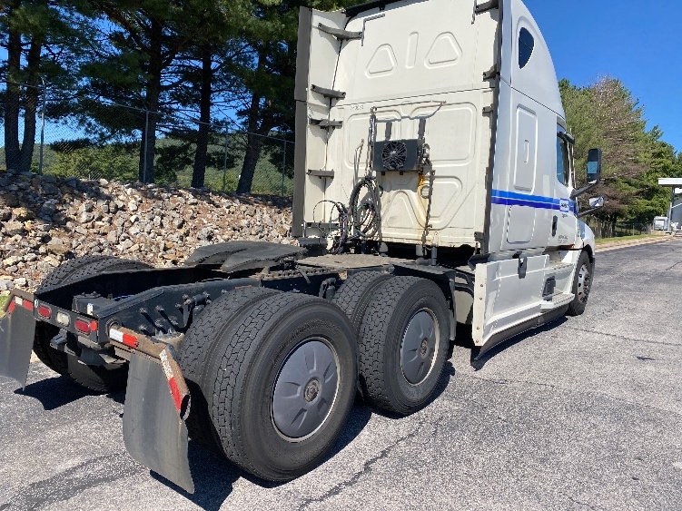 2020 Freightliner Cascadia in Greensboro, NC — photo 7