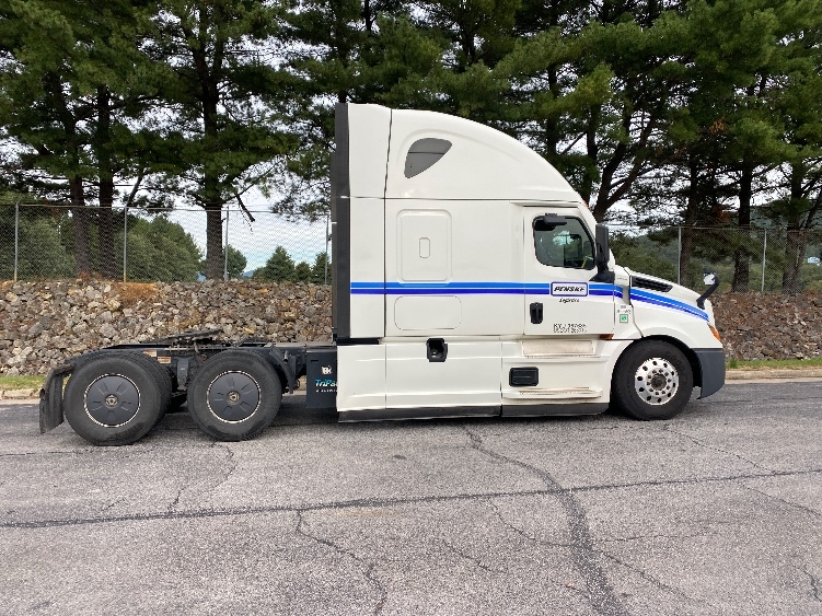 2020 Freightliner Cascadia in Salem, VA — photo 8
