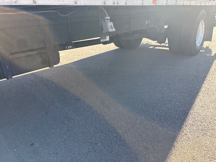 2020 Hino 268 in Torrance, CA — photo 5