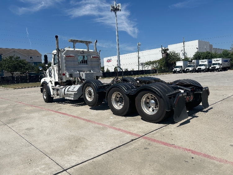 2020 Freightliner in Houston, TX — photo 5