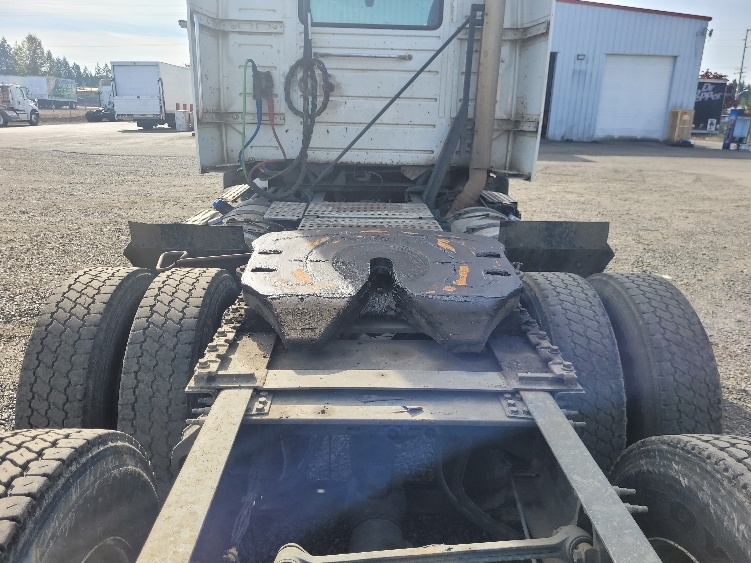 2020 Volvo VNR 640 in Tumwater, WA — photo 6