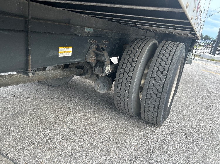 2020 Hino 268 in Tampa, FL — photo 5