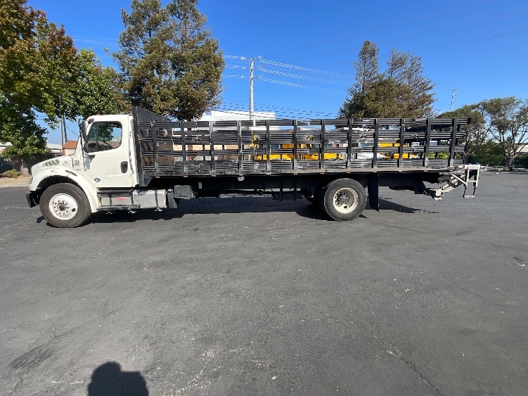 2020 Freightliner eM2 in West Sacramento, CA — photo 4