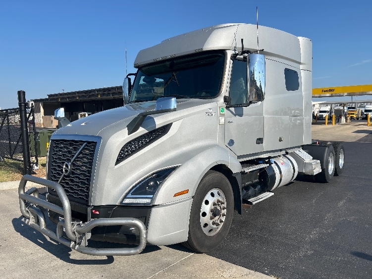 2020 Volvo in Lowell, AR — photo 3