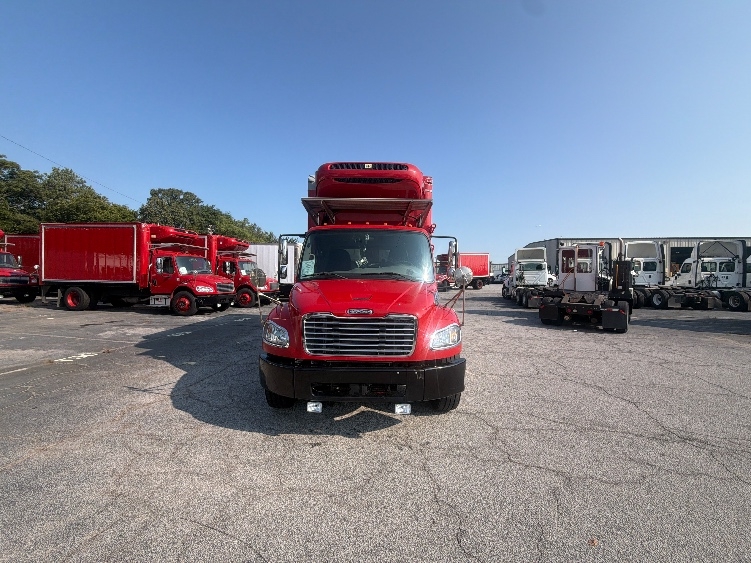 2021 Freightliner eM2 in Forest Park, GA — photo 2